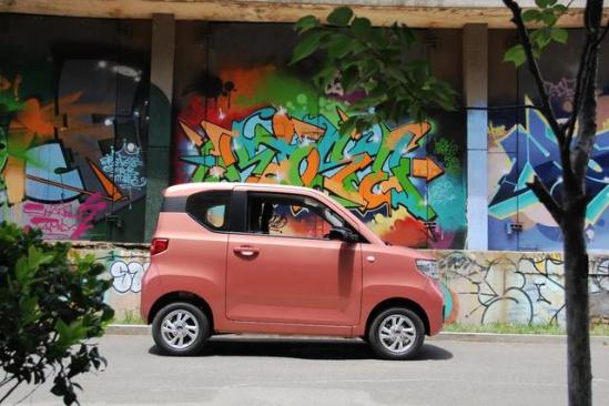 五菱又一款神車來了，“人民的代步車”宏光MINI 電動車