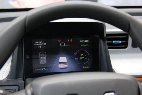 五菱又一款神車來了，“人民的代步車”宏光MINI 電動車